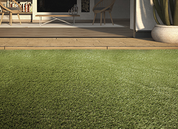 Artificial grass with memory effect